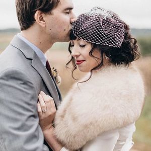 Meet your Posher, Caitlin